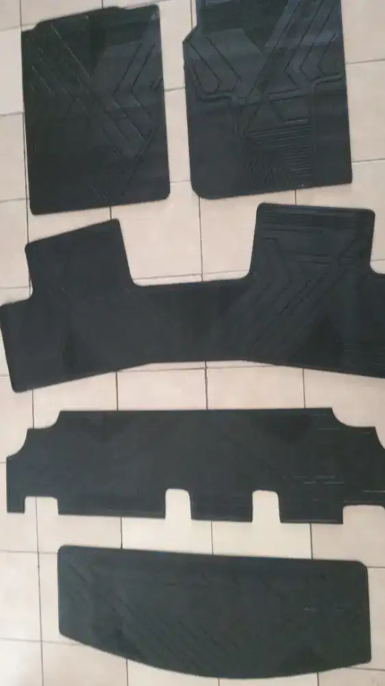 Jual karpet exoander pull set 3 baris + buat bagasi .. di jual 250000