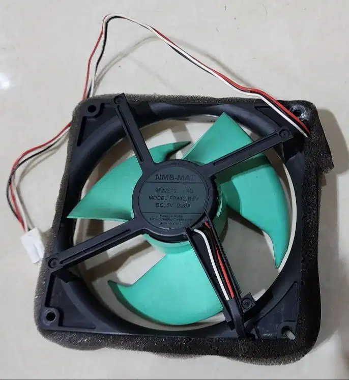 Kipas rusak  Kulkas Sharp Hybrid Cooling System  Type SJF 75 PV SL 625