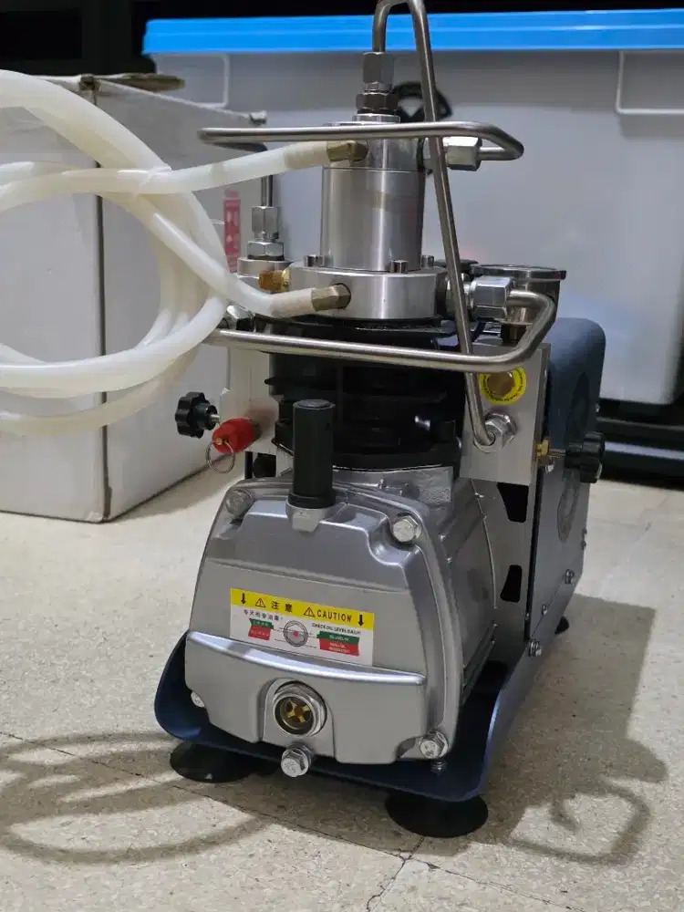 Mini Compressor merk Rhino 300Bar 4500Psi (Auto Stop)