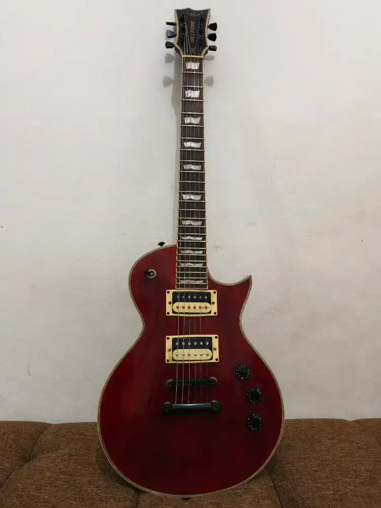 Gitar Gillmore GLP01 Deluxe Series