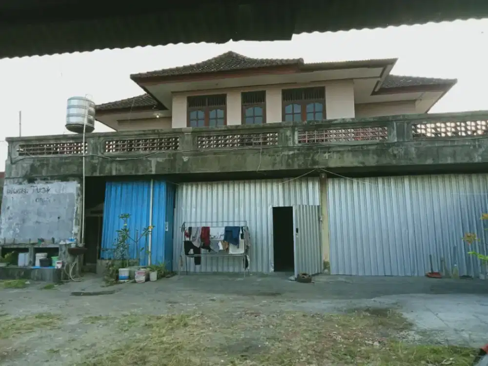 Rumah cocok utk Usaha Rumahan Ubung jalan besar