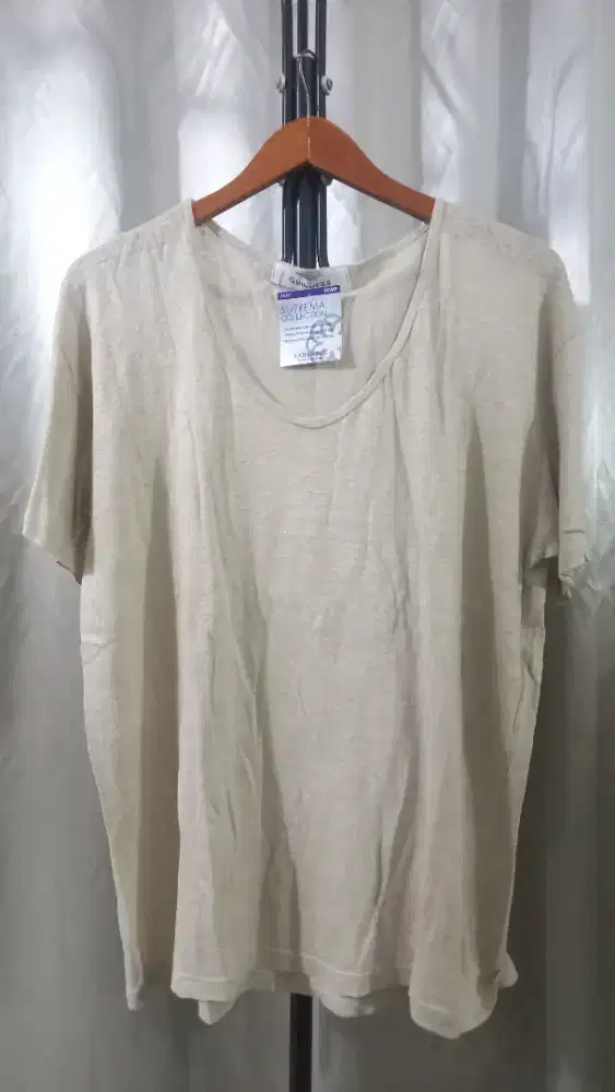 Baju Kaos Wanita tag GUESS Korea