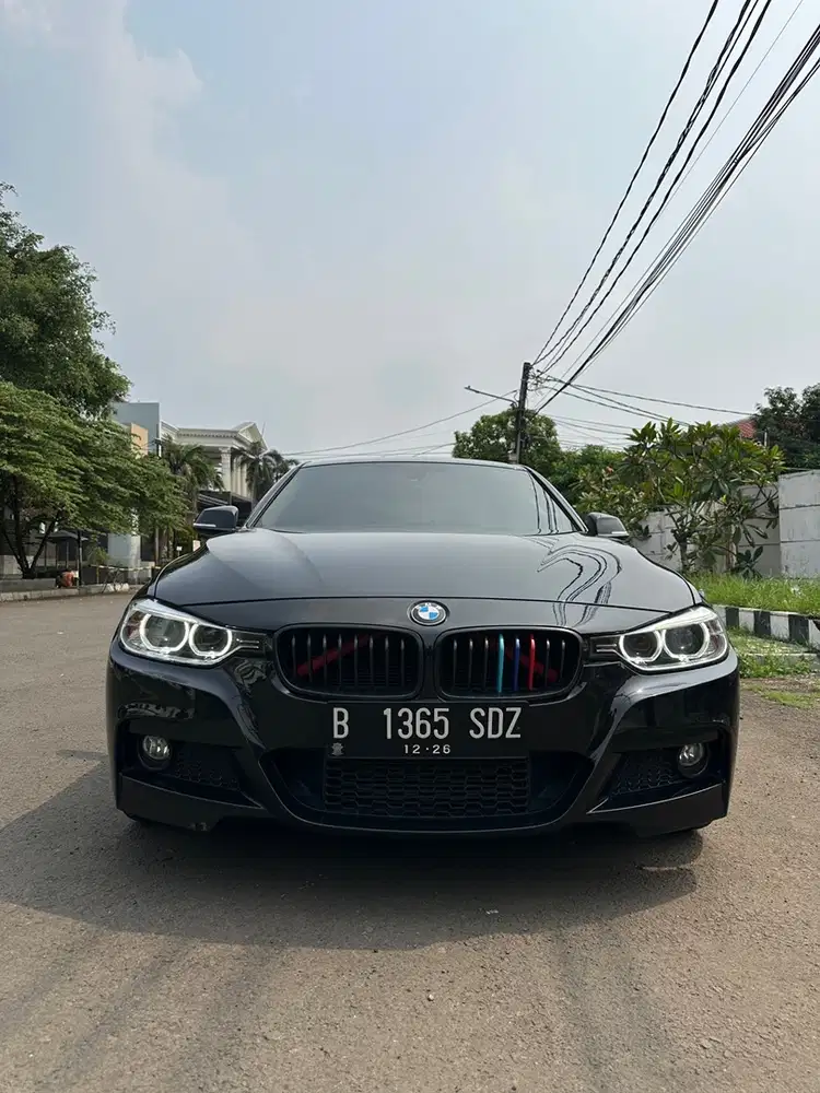 BMW 328i 2012 Bensin CASH