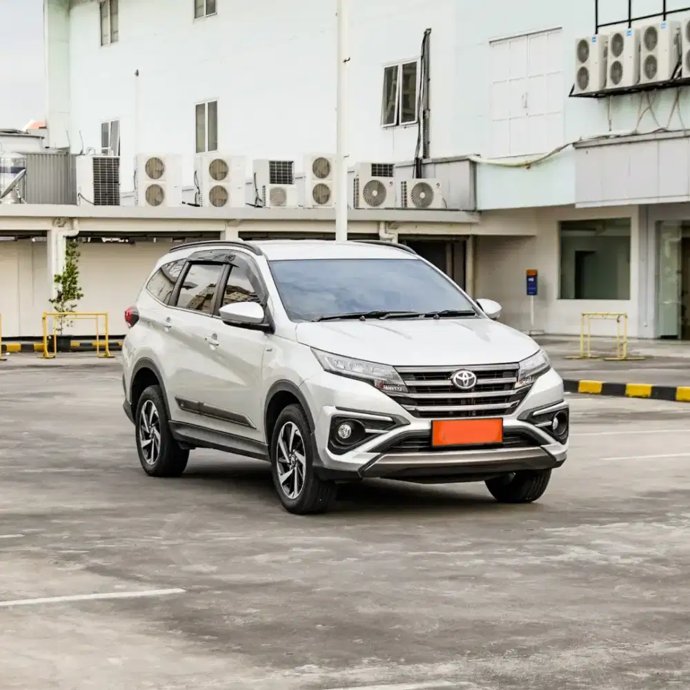 TOYOTA RUSH GR SPORT 1.5 AT 2023 low km