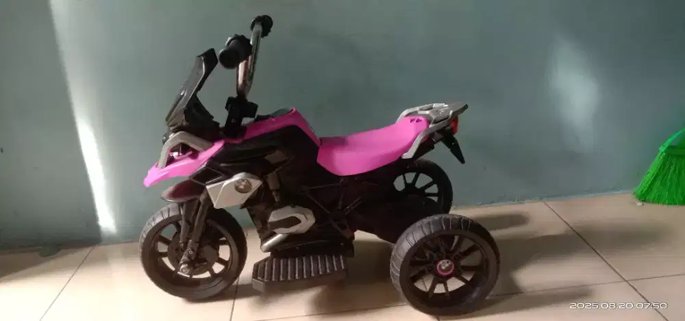 Motor Anak Aki second