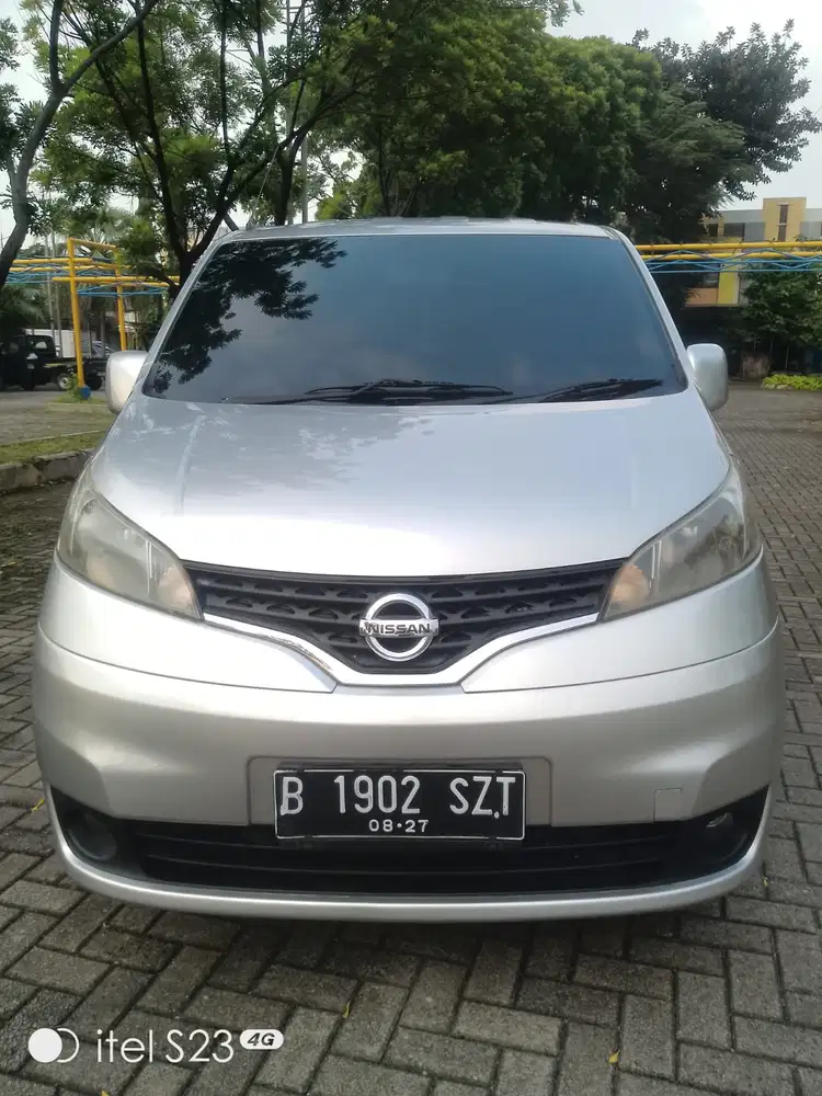 Nissan Evalia 2012 Bensin