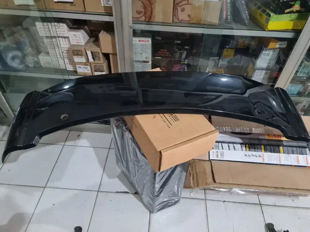 Jual spoiler xpander thn 2017 - 2021 kondisi bekas masih bagus