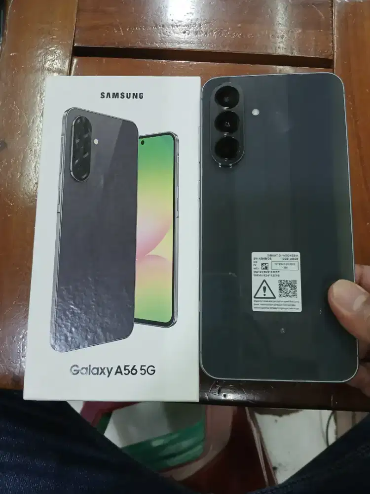 Samsung galaxy A56 12/256 like new fulset