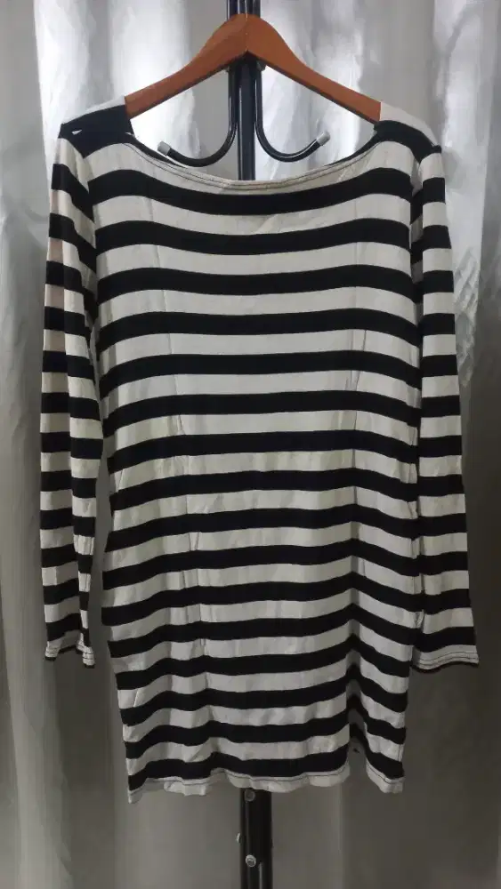 Baju atasan Ladies bahan kaos