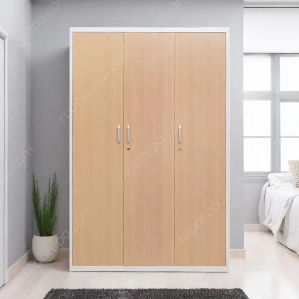 Lemari pakaian metal 3 pintu