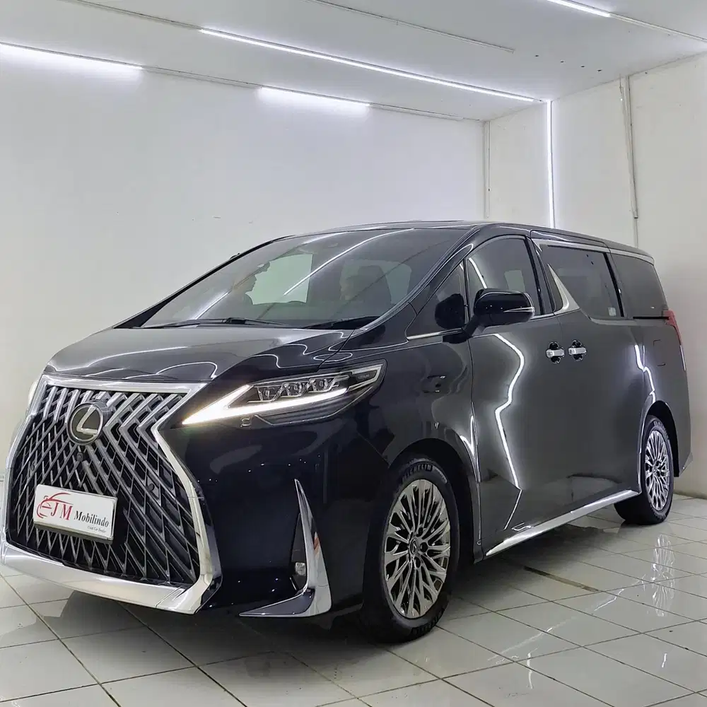 Lexus LM350 7seater 2020