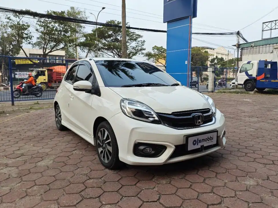 Honda Brio  1.2 RS Bensin-AT 2016 Putih