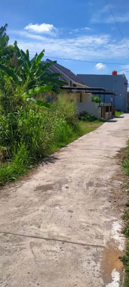 Jual tanah lokasi gawanan colomadu luas 240mtr ld 20m hrg 2jt/MTR nego