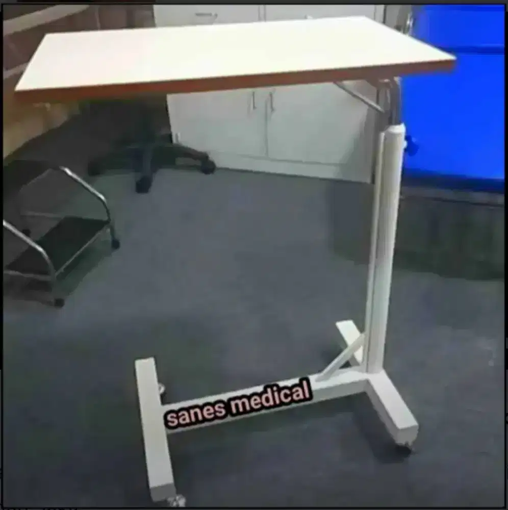 Meja Makan Tempat Tidur Kayu Besi Makan Ranjang Dipan kasur Roda Bed