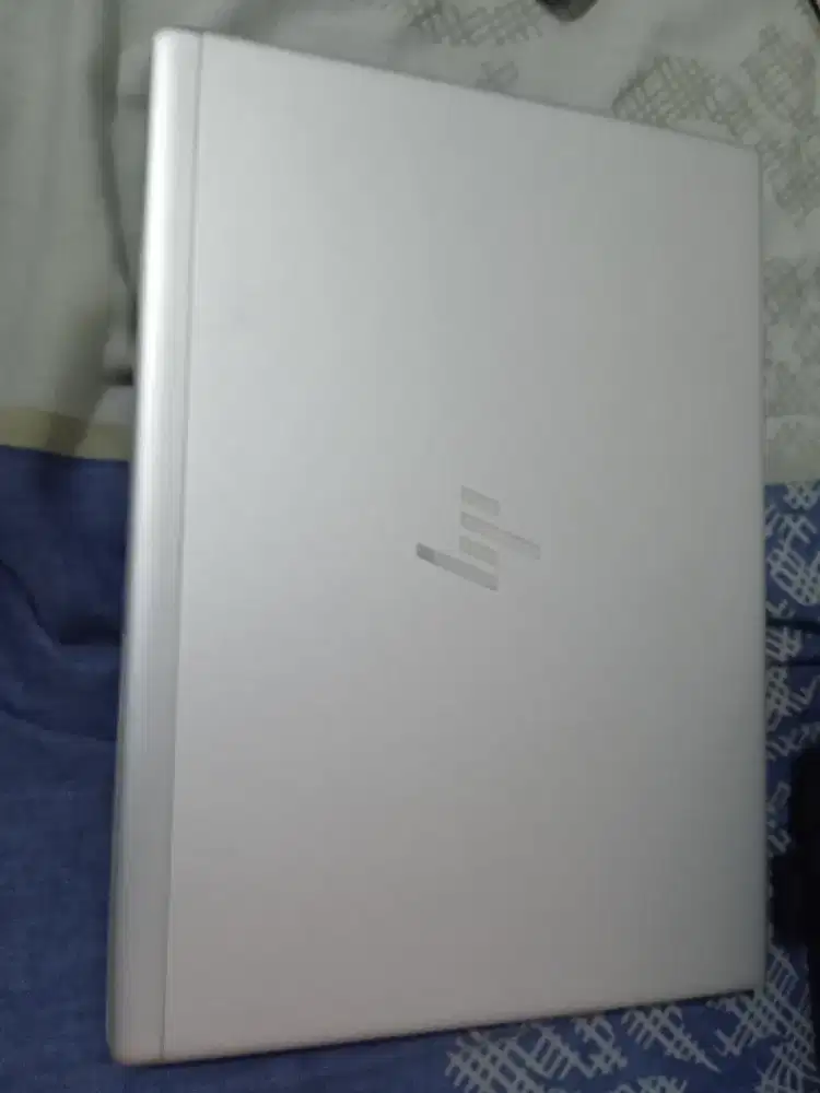 Laptop HP EliteBook 830 G5