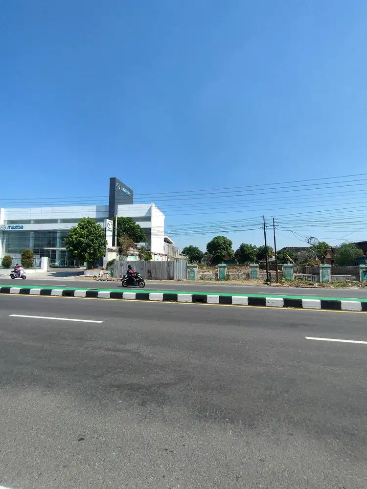 Dijual Tanah Jl. Ahmad Yani Kartasura ( Barat Showroom Mazda )