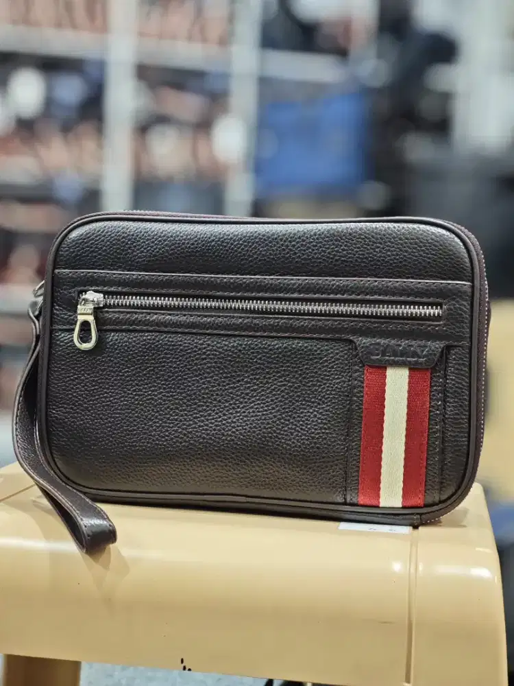 Tas handbag brand Bally