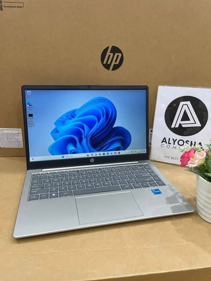 Laptop Baru promo HP 14-ep0260TU Core i3-1315U 8GB 512GB SSD 14″ FHD