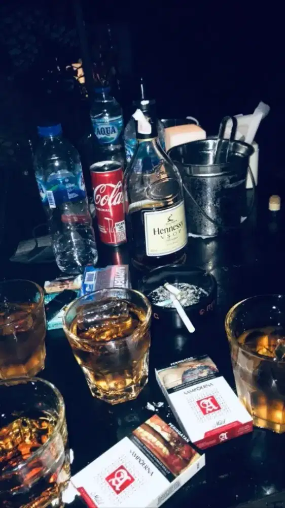 LOWONGAN PEKERJAAN LC KAROKE