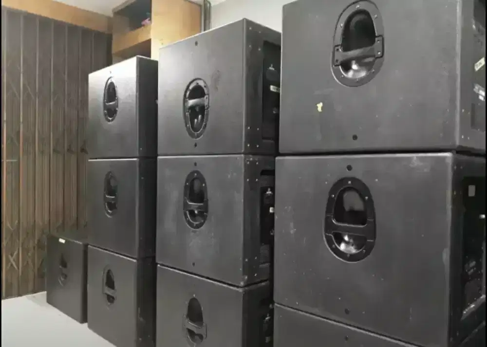 DIJUAL SUB HD1801 MACKIE