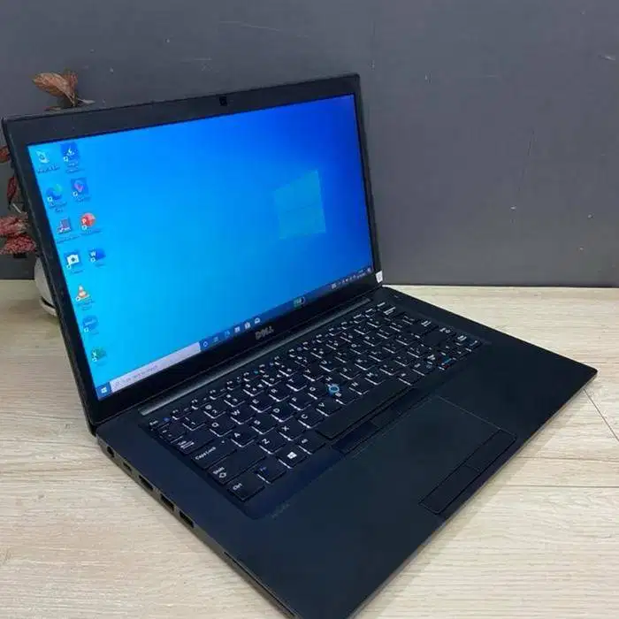 Laptop Dell Latitude 7480 Core i7 Gen8 DDR4 14inch N-ETM