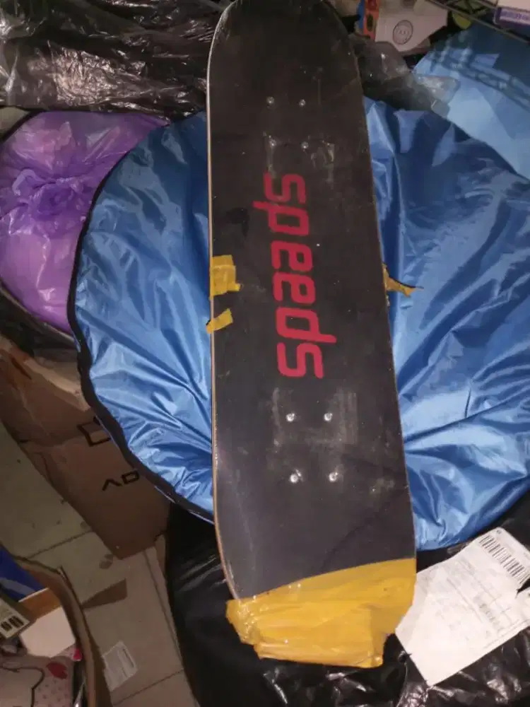 Skate board besar dan kecil