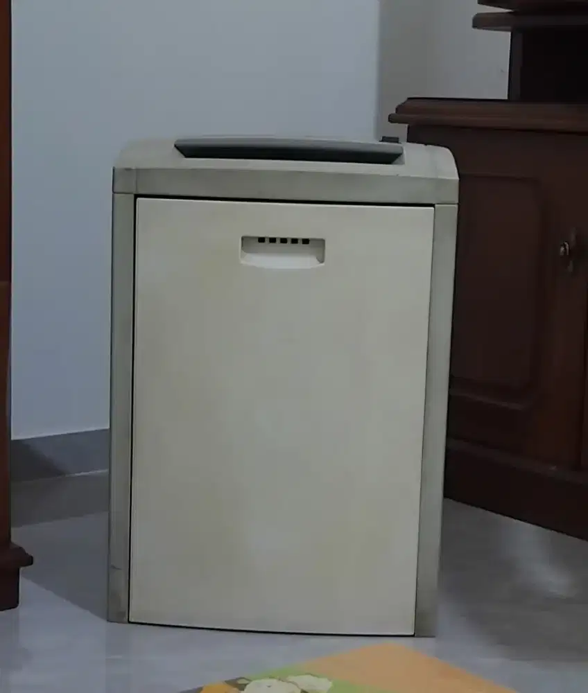 Jual mesin penghancur kertas merk HSM pressen gmbh model HSM 105.1