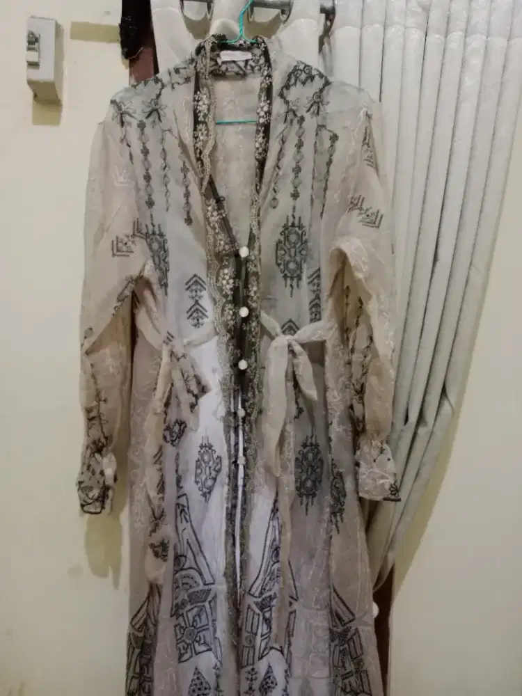 Dress wanita kondangan