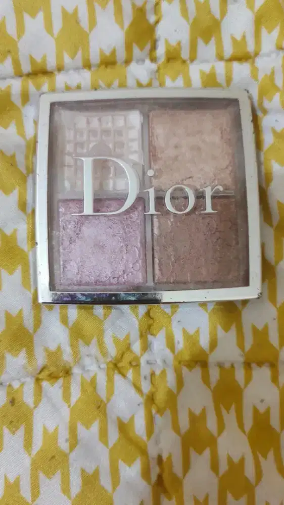 DIOR EYE PELLET ORI