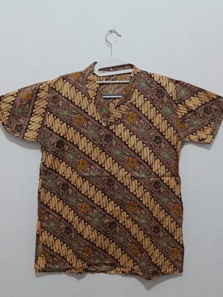 Batik lengan pendek wanita