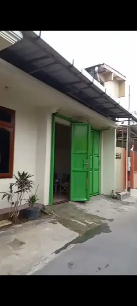 Dikontrakkan Rumah di Banyuanyar Solo