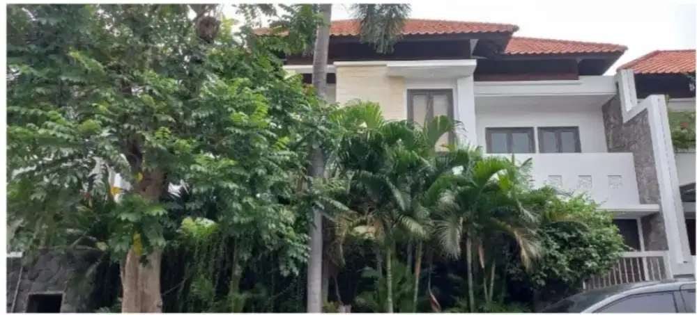 Dijual/Rent Rumah 450m² Graha Family Blok Favorit Hadap Timur Laut