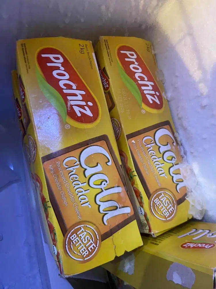 keju cheddar 2kg 5pcs