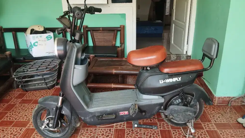 Sepeda listrik u winfly