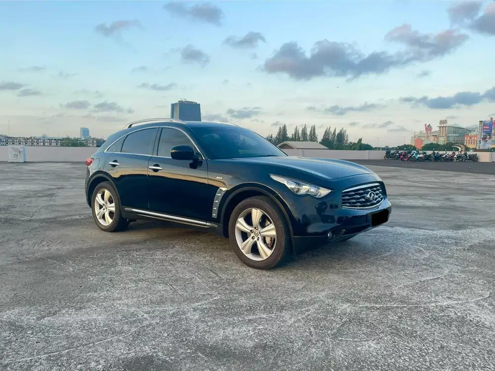 Nissan Infiniti FX37 2011 FX 37