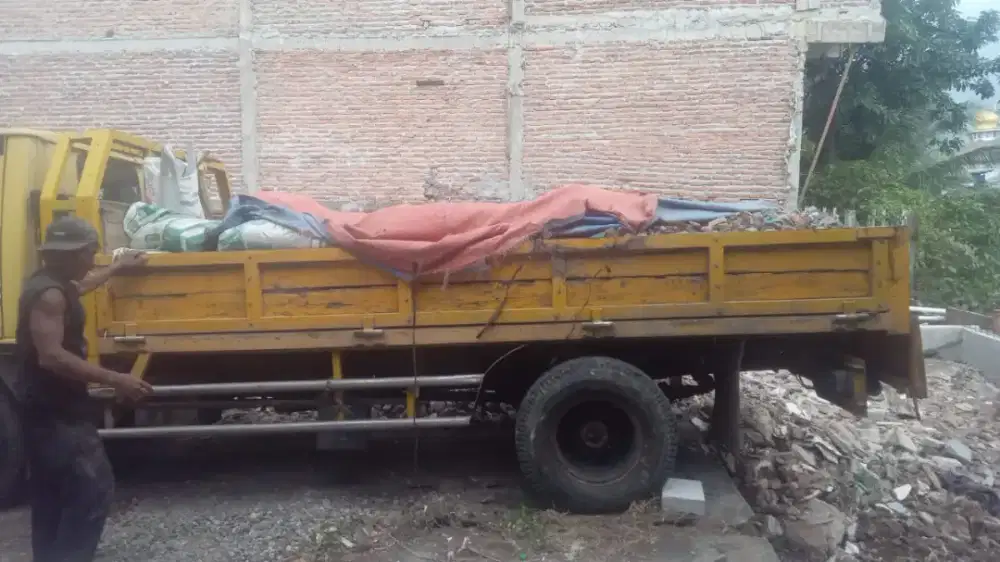 Urugan puing dan buang puing