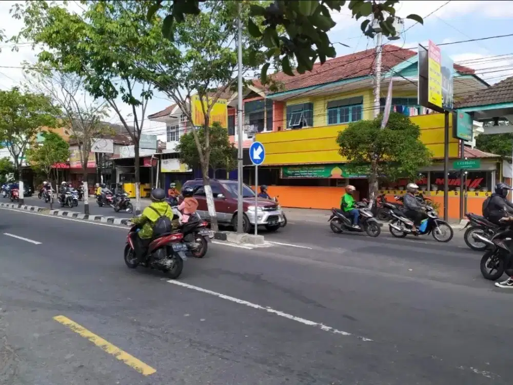 Jual Ruko / Tempat Usaha Jalan Mentri Supeno Yogyakarta