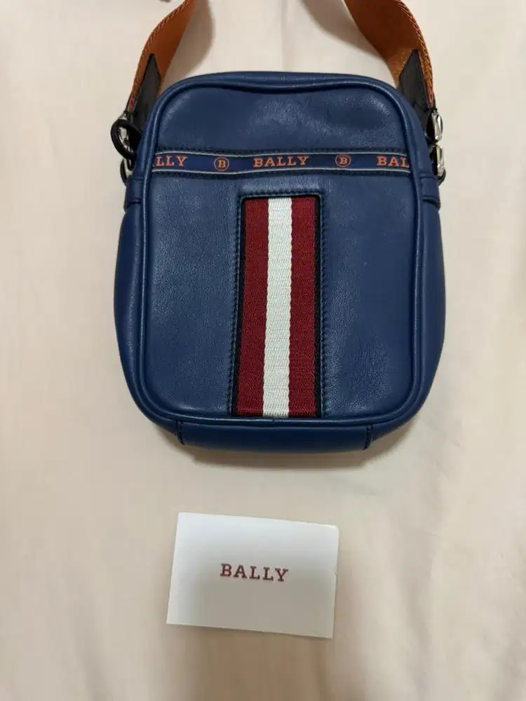 Tas pria dewasa dan anak