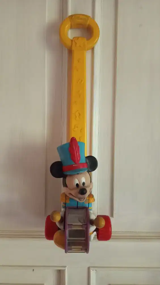 Mainan dorong drummer popping Mickey Mouse