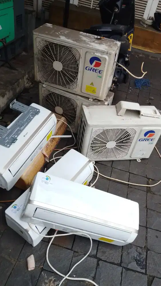 MENERIMA AC BEKAS AC MATI TAK TEPAKAI