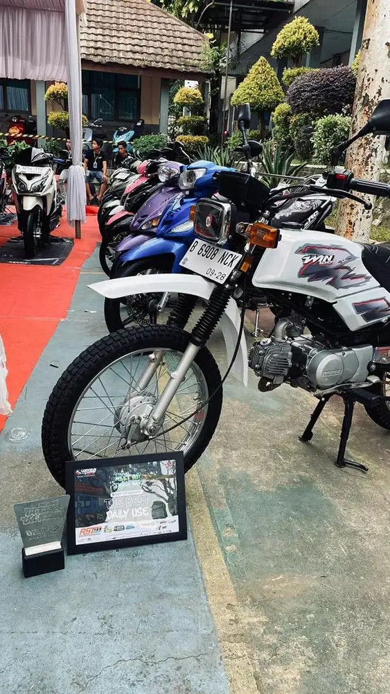 Honda Win 100 kondisi sangat bagus siap pakai
