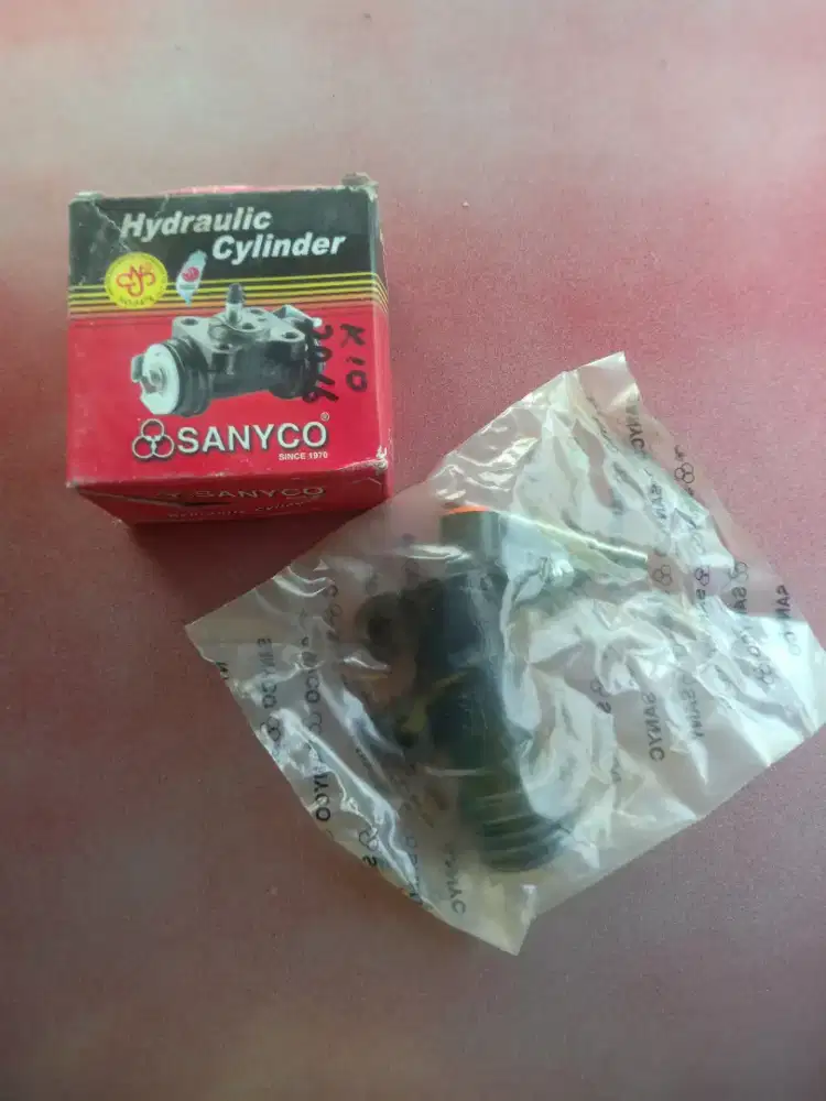 Hydraulic Cylinder Atas Kijang Super