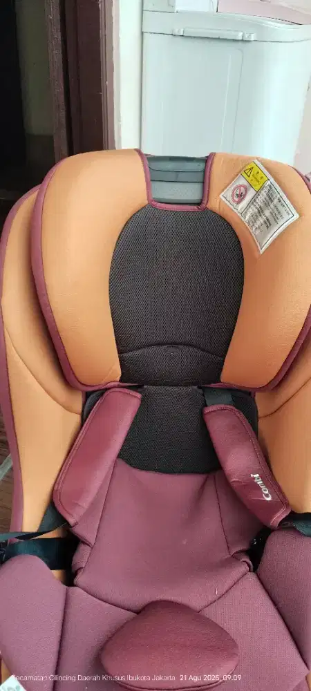 Baby car seat Merk combi