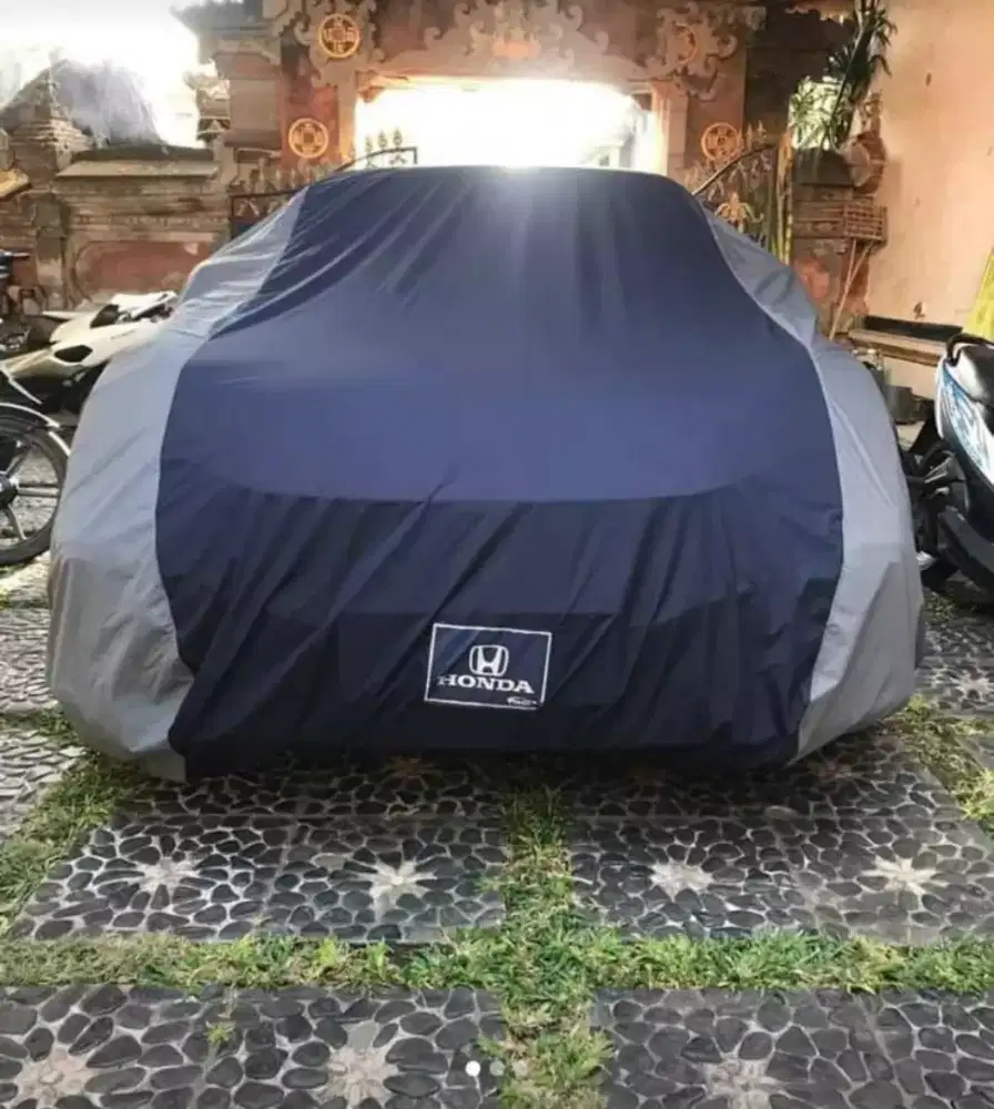 Cover mobil /sarung mobil