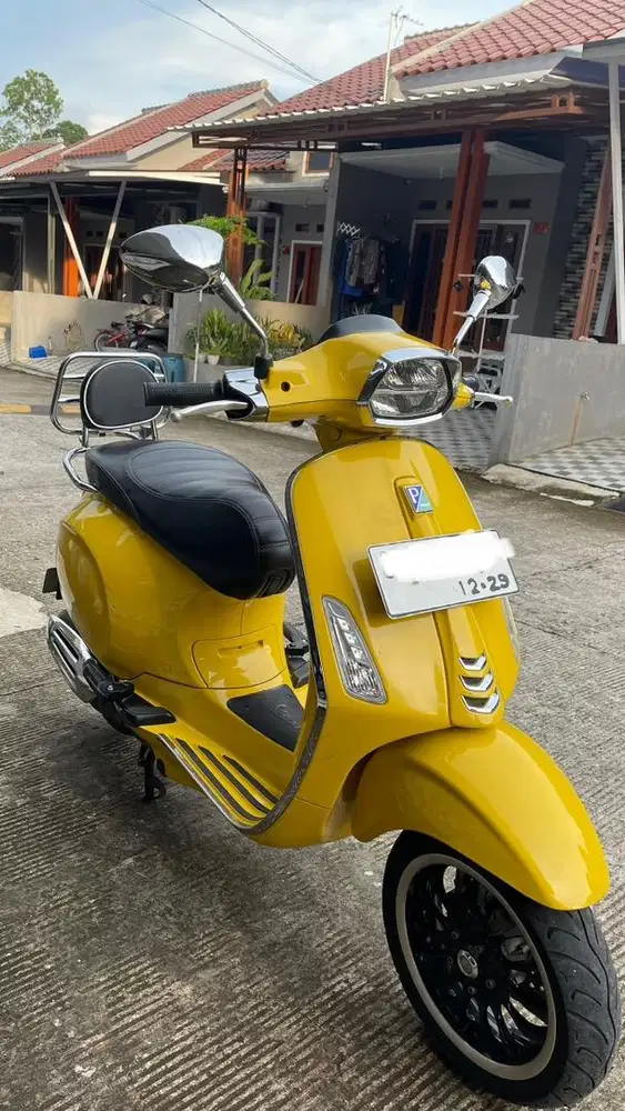 Vespa Sprint S 150 2019 Kuning | Pajak Panjang | Full Original