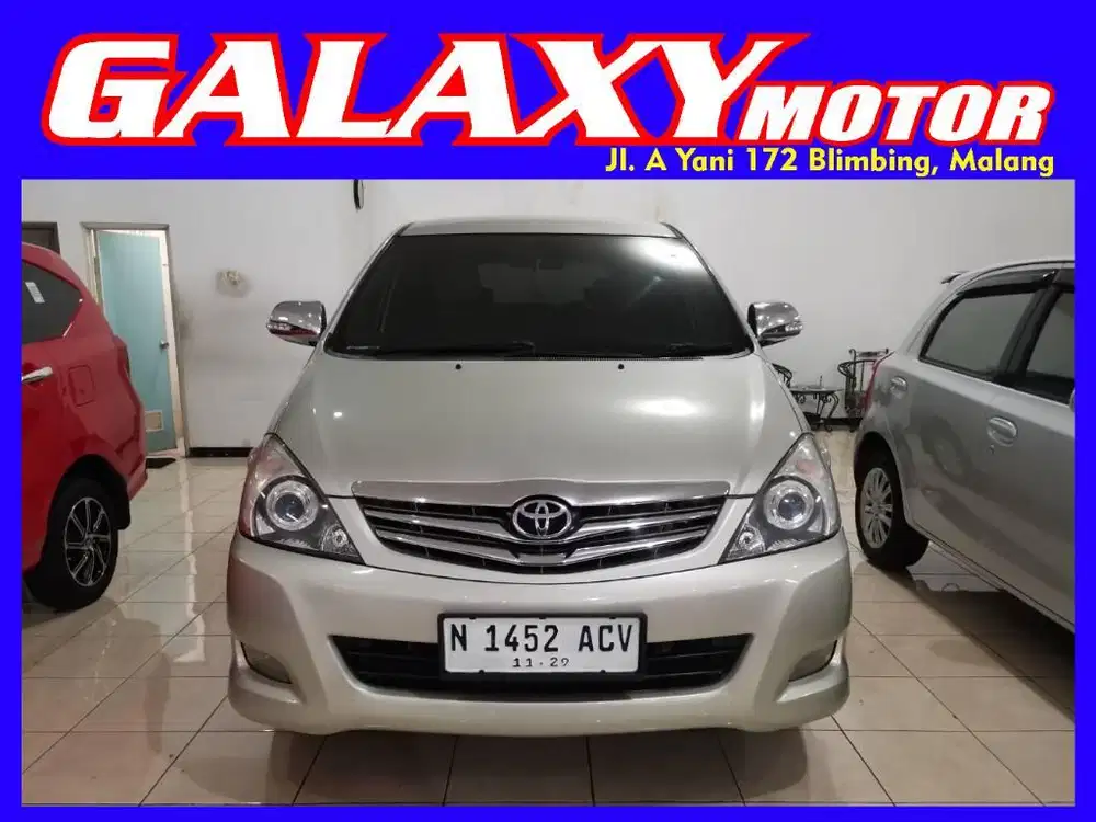 Toyota Kijang Innova V 2.0 AT bensin 2010