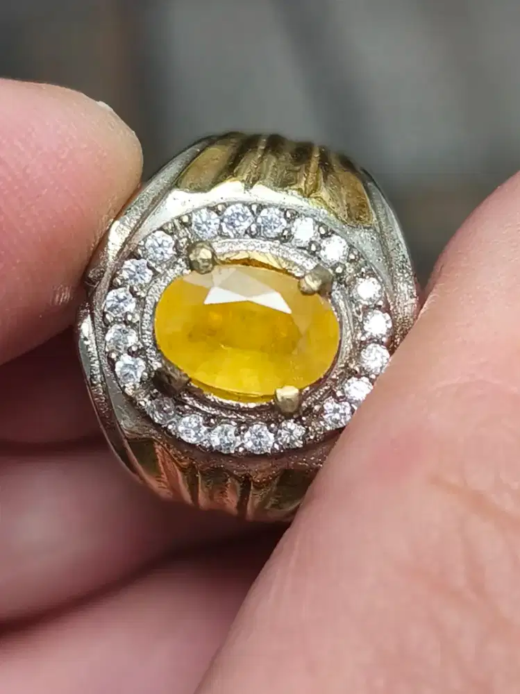 Cincin Batu yellow safir sapphire 1.93 crat ring alpaka memo MGL yakut