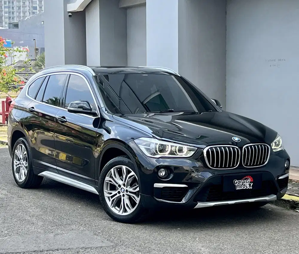 BMW X1 sDrive18i xLine tahun 2019