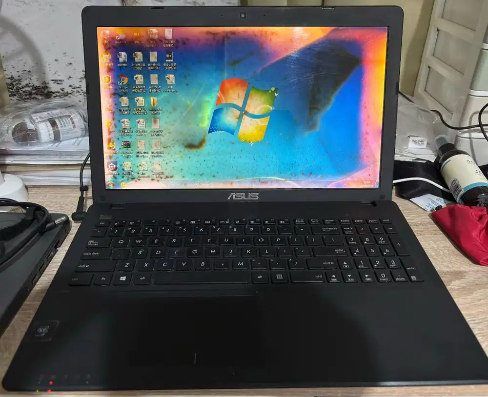 Laptop Asus 15 kondisi second