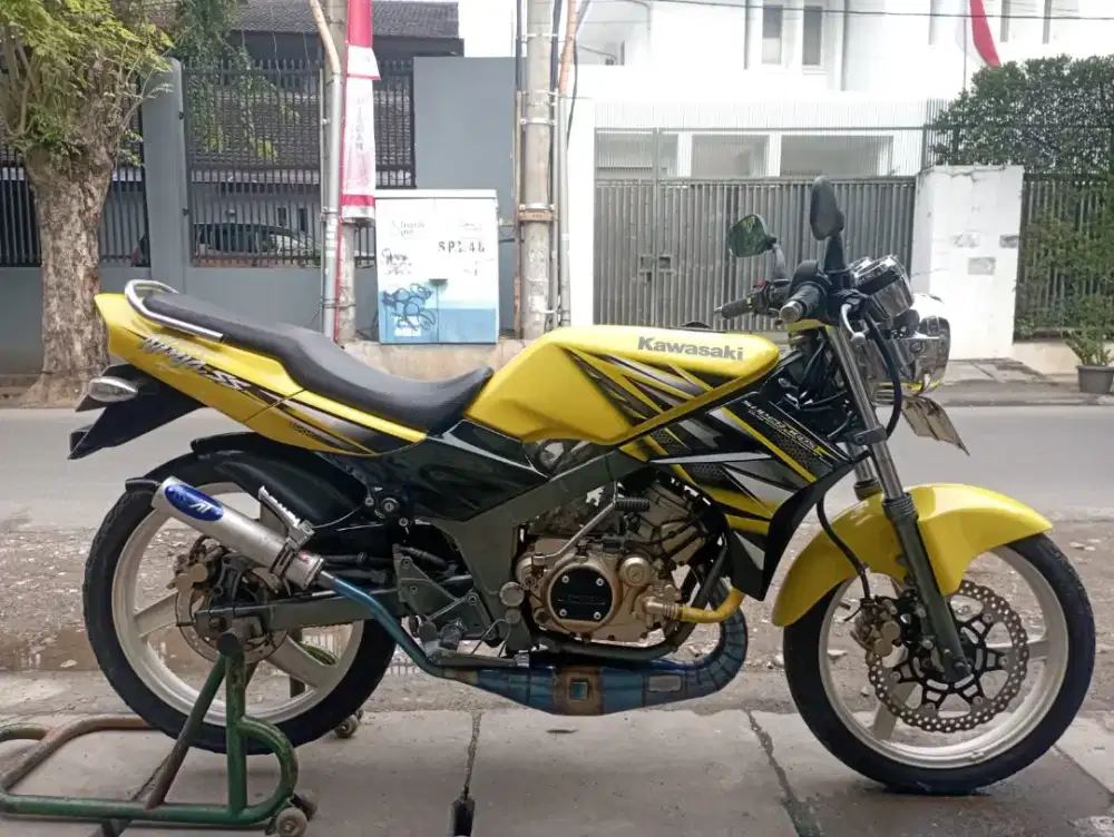 Ninja SS Kuning Original Mulus Joss Ganteng